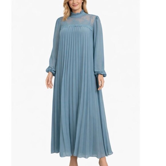None Dresses & Skirts - Long sleeve pleated maxi dress sea foam green lace neckline granny core SZ MD